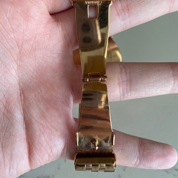 Michael Kors Stainless Steel Rose Gold Watch - Picture 5 of 5